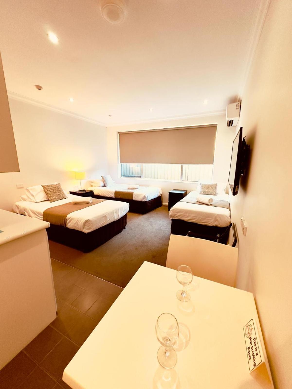 Merivale Motel Tumut Ngoại thất bức ảnh